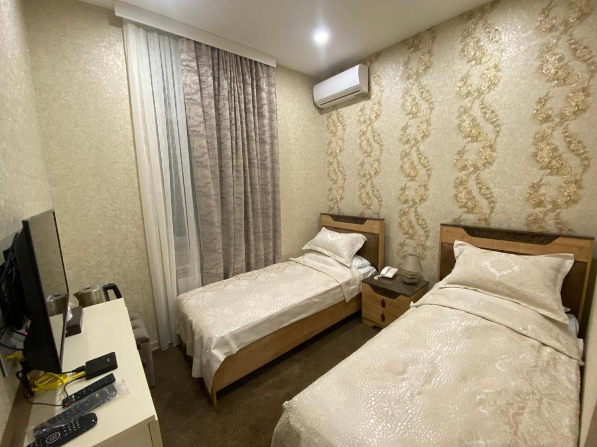 Midcity Hotel Baku Exterior foto