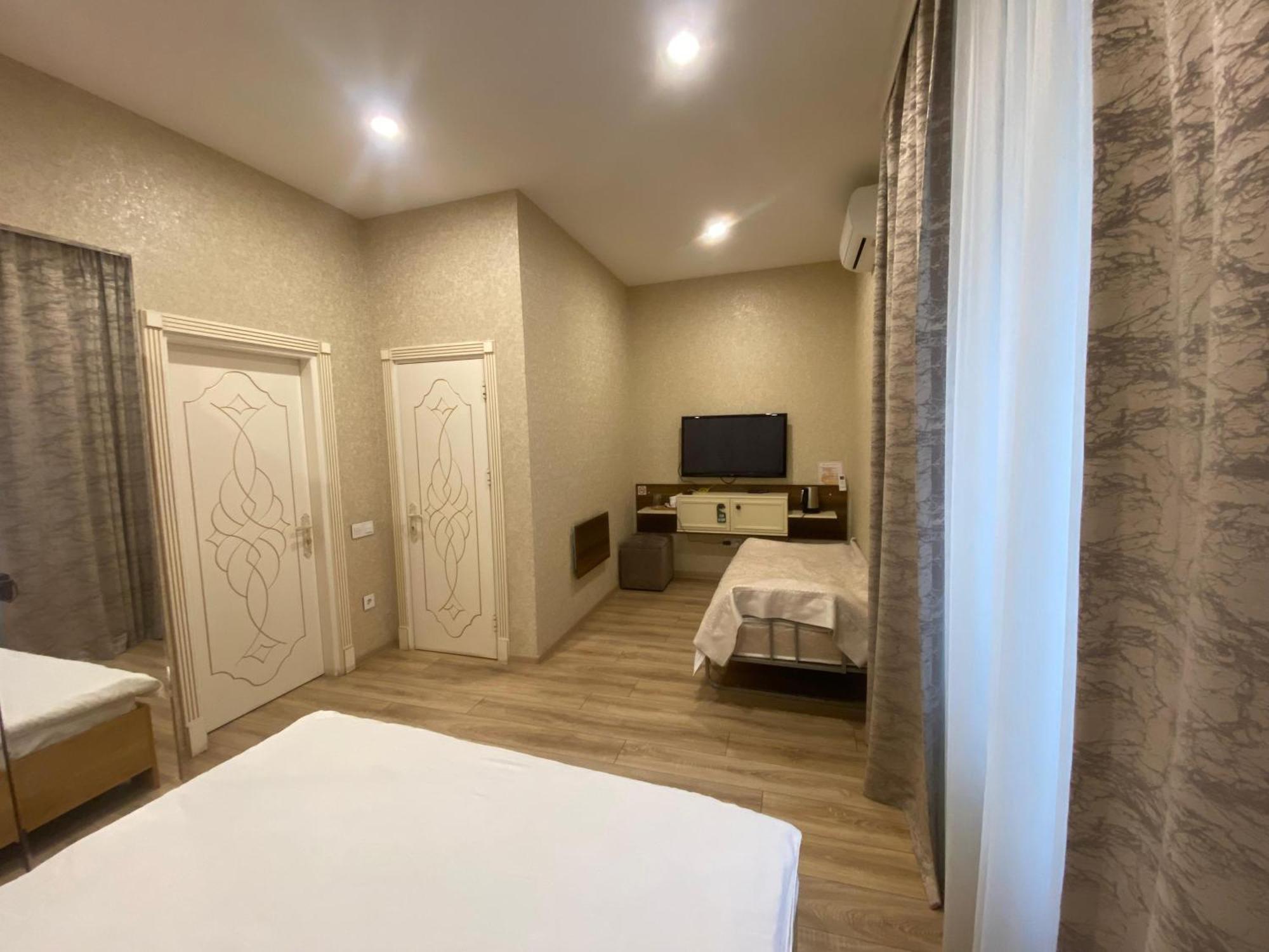 Midcity Hotel Baku Exterior foto